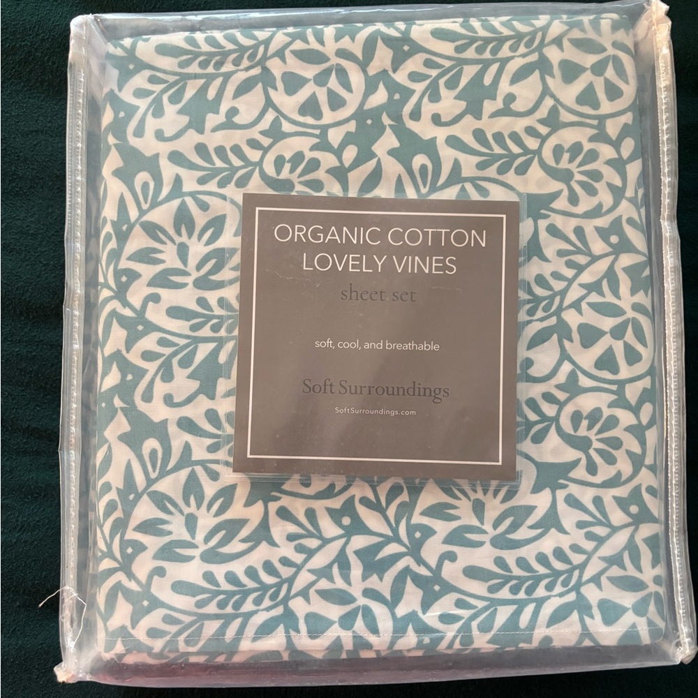 Soft Surroundings Lovely Vines Sheet Set - Teal and White